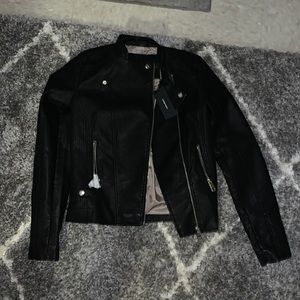 NWT VERO MODA LEATHER JACKET